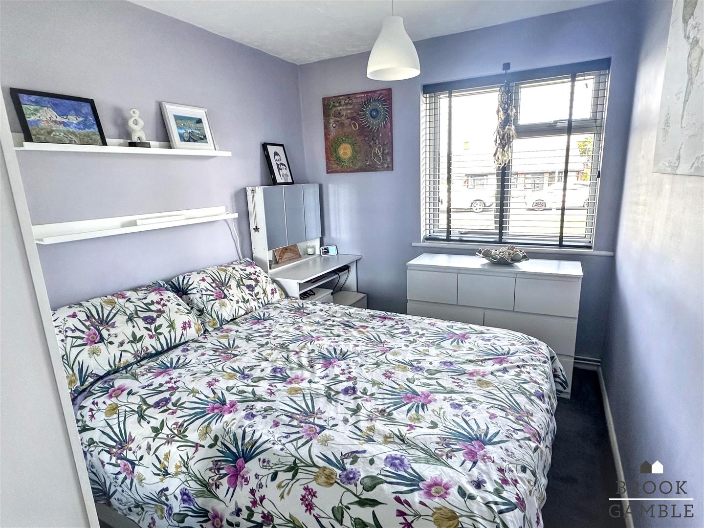 2 Bedroom Bungalow. Short Brow Close in Eastbourne,  10
